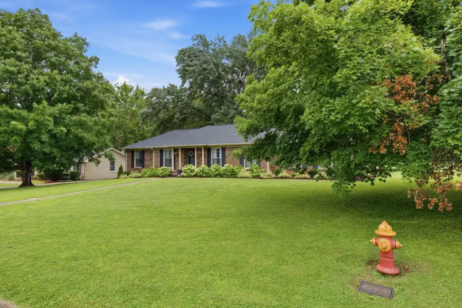 717 Harpeth Bend Dr, Nashville, TN 37221 - #3