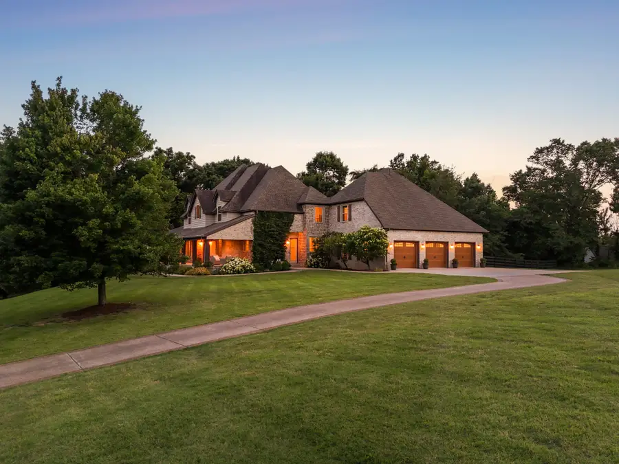 3109 Chase Point Dr, Franklin, TN 37067 - #2