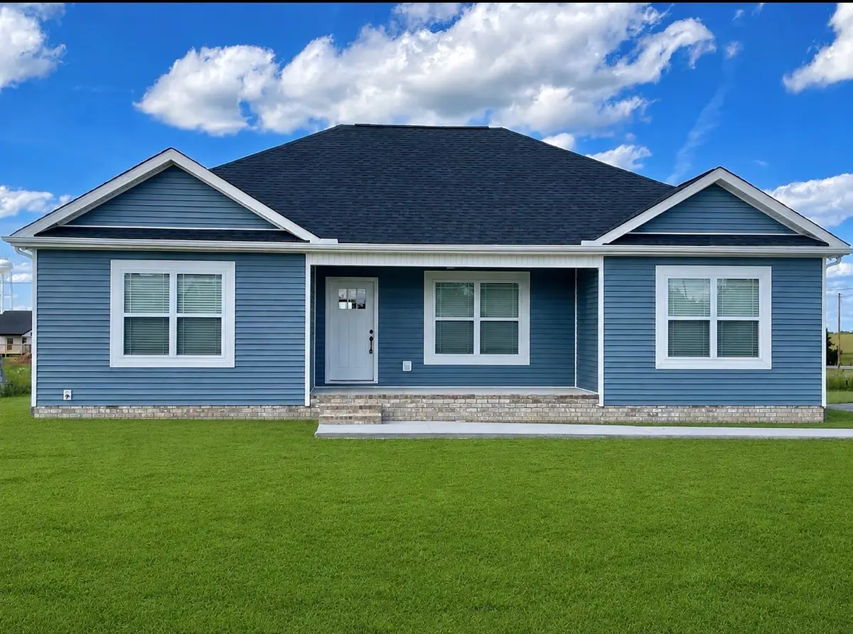 104 Donald Rd, Lafayette, TN 37083 - #1
