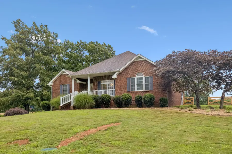 112 Kelly Ln, Lafayette, TN 37083 - #3