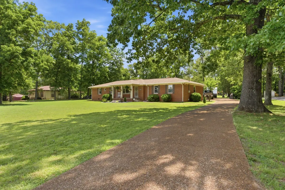 4121 Hunters Point Pike, Lebanon, TN 37087 - #1