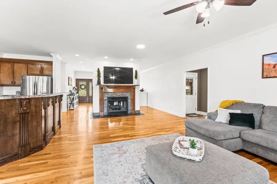 206 Knott Rd, Winchester, TN 37398 - #3