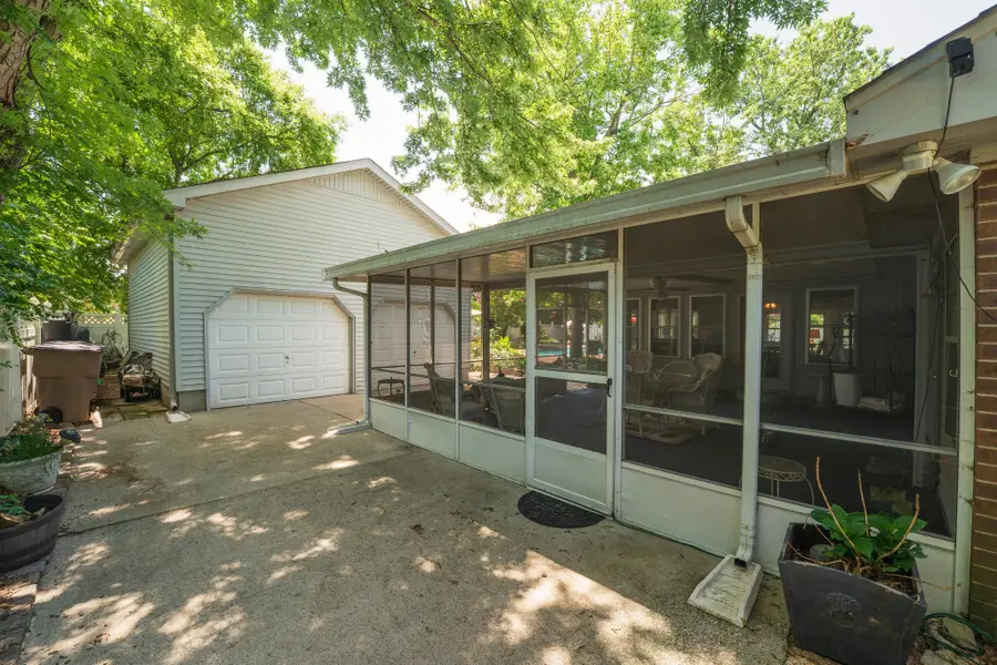 132 Clearlake Dr E, Nashville, TN 37217 - #3
