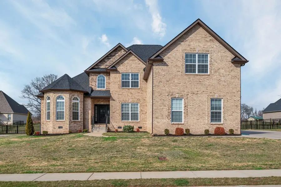 313 Clarabelle Ln, Clarksville, TN 37040 - #2