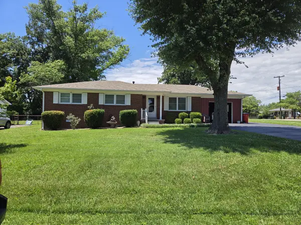 3401 Ginger Dr, Hopkinsville, KY 42240