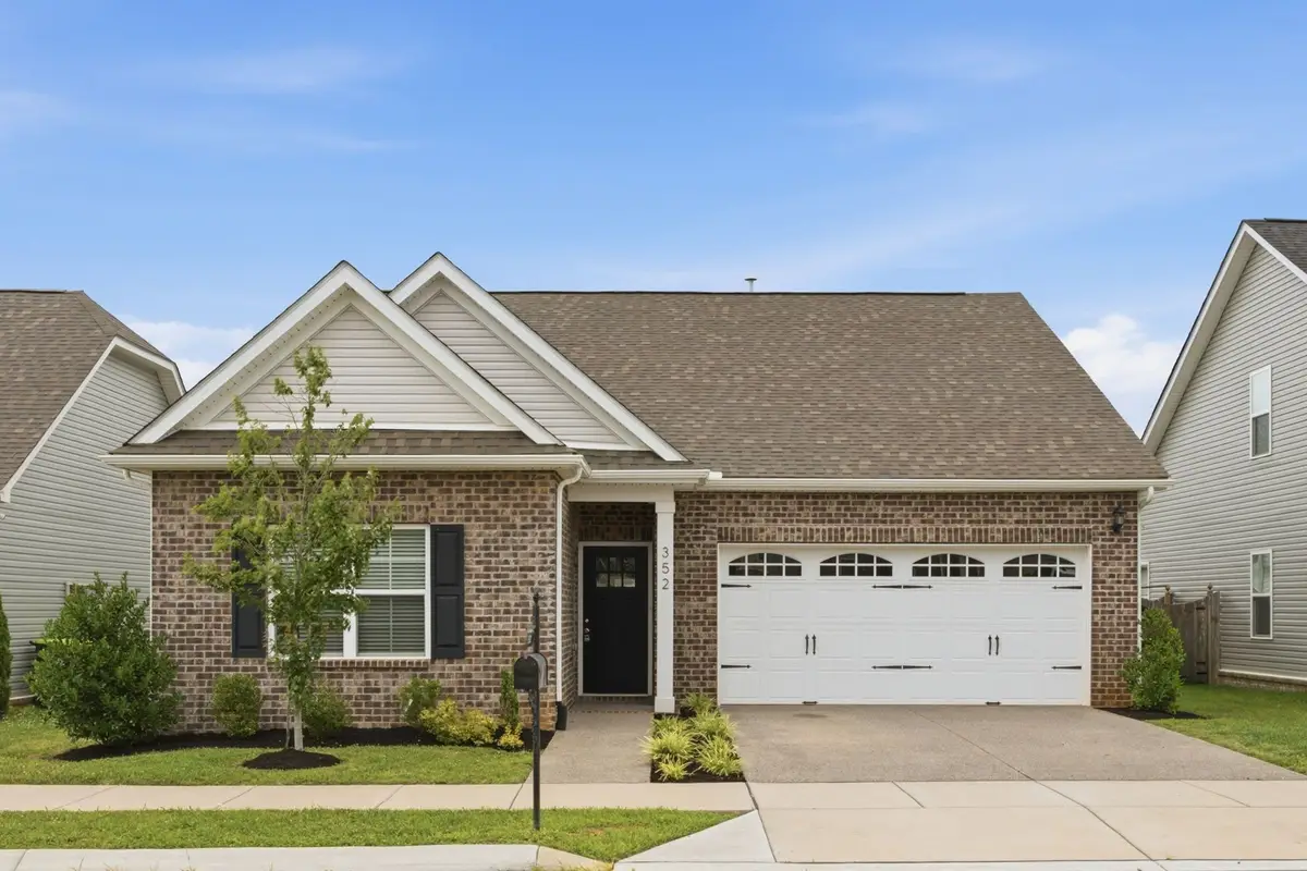 352 Telavera Dr, White House, TN 37188 - #1