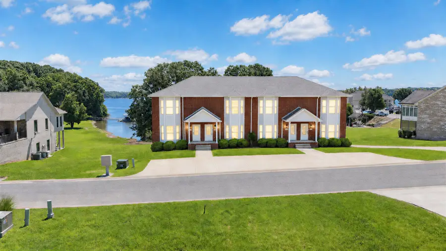403 Moon Bay Dr, Kuttawa, KY 42055 - #2