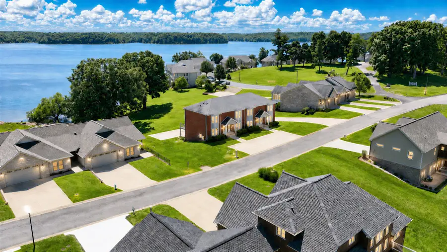 403 Moon Bay Dr, Kuttawa, KY 42055 - #3