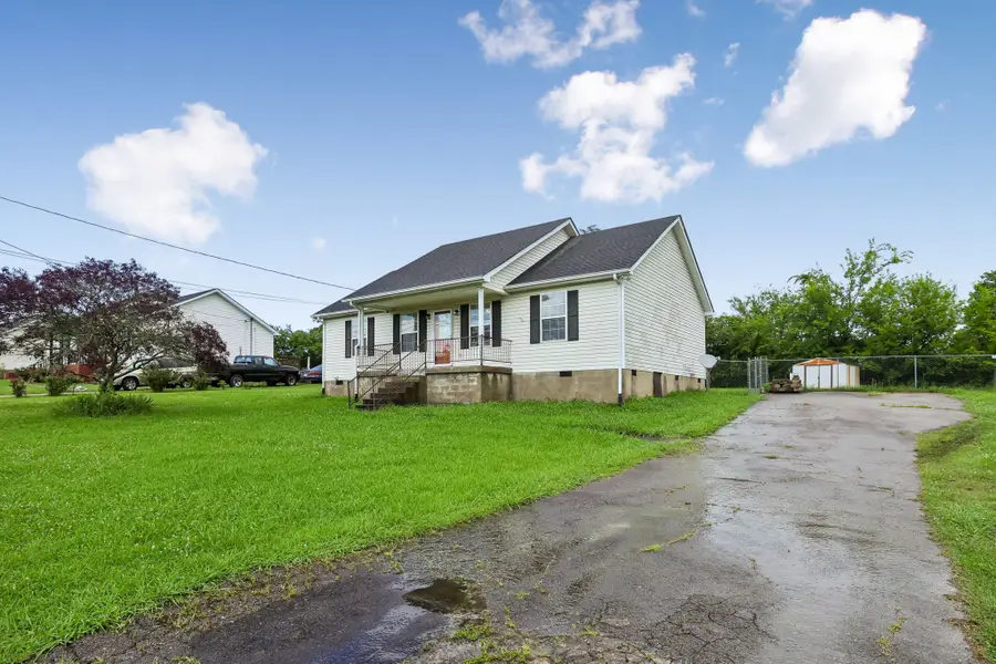 1131 Dodson Dr, Lewisburg, TN 37091 - #2