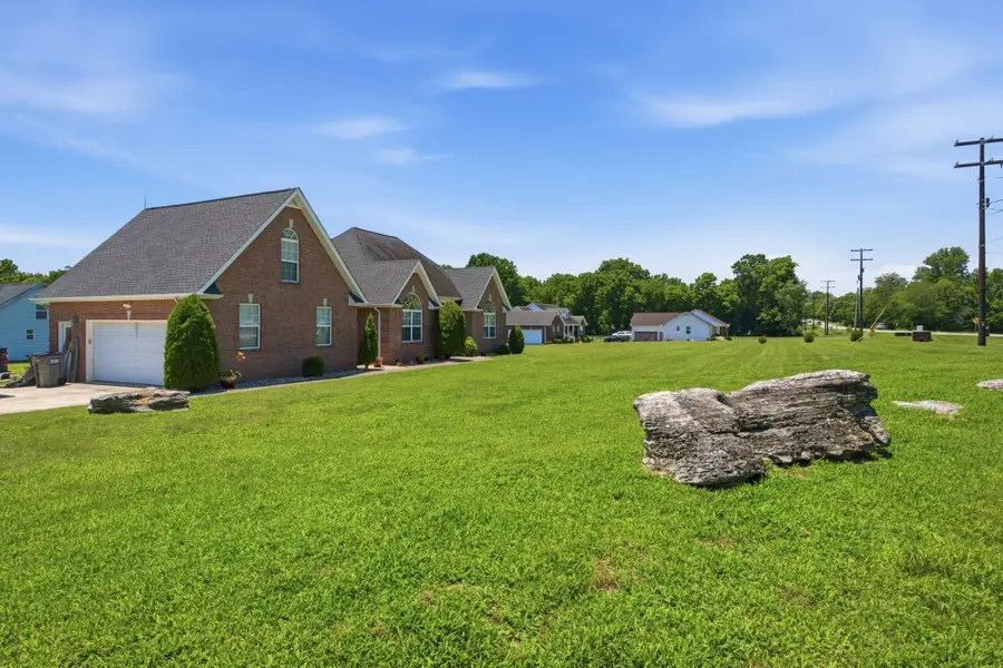 465 Old 25 Loop, Castalian Springs, TN 37031 - #2