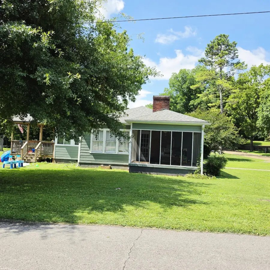 601 Laurel Avenue, South Pittsburg, TN 37380 - #2