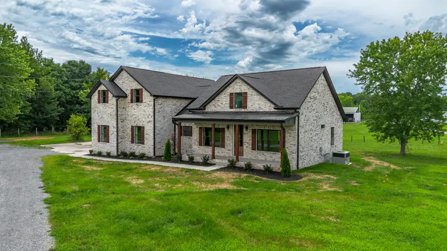 4398 Woodrow Wilson Rd, Springfield, TN 37172 - #2