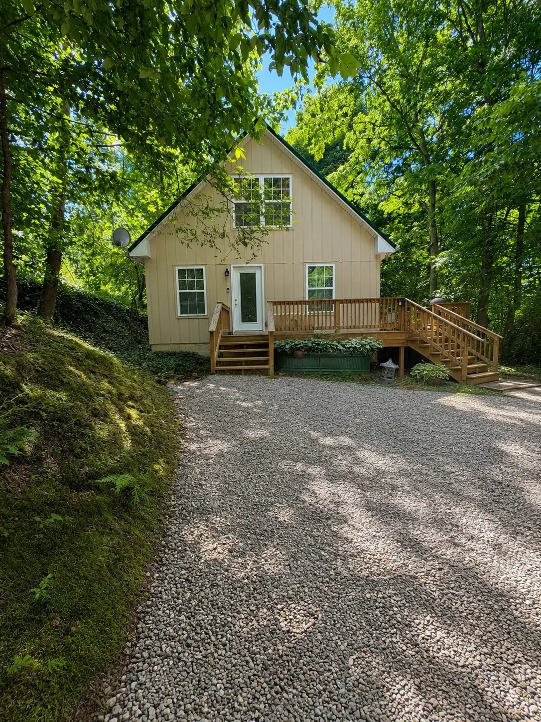 725 Calvert Ridge Rd, Westmoreland, TN 37186 - #1