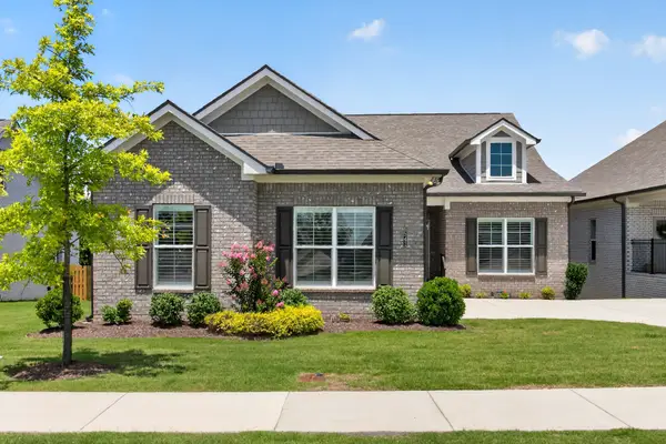 6541 Frye Ln, Hermitage, TN 37076