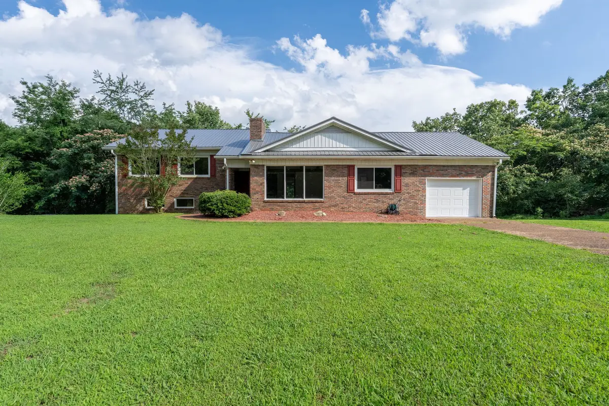 159 Mindy Dr, Waynesboro, TN 38485 - #1