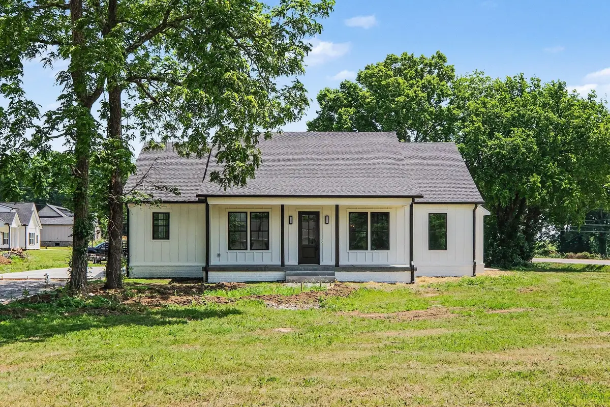 1798 Twin Caves Dr, Lewisburg, TN 37091 - #1