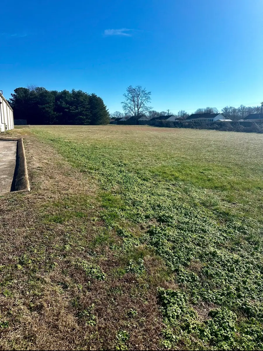 3138 Christmasville Rd, Jackson, TN 38305 - #3
