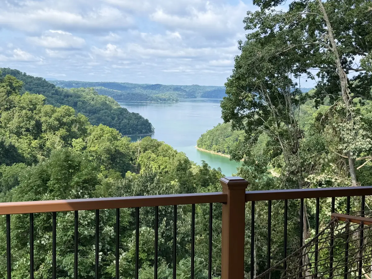 258 Captains Point Rd, Silver Point, TN 38582 - #1