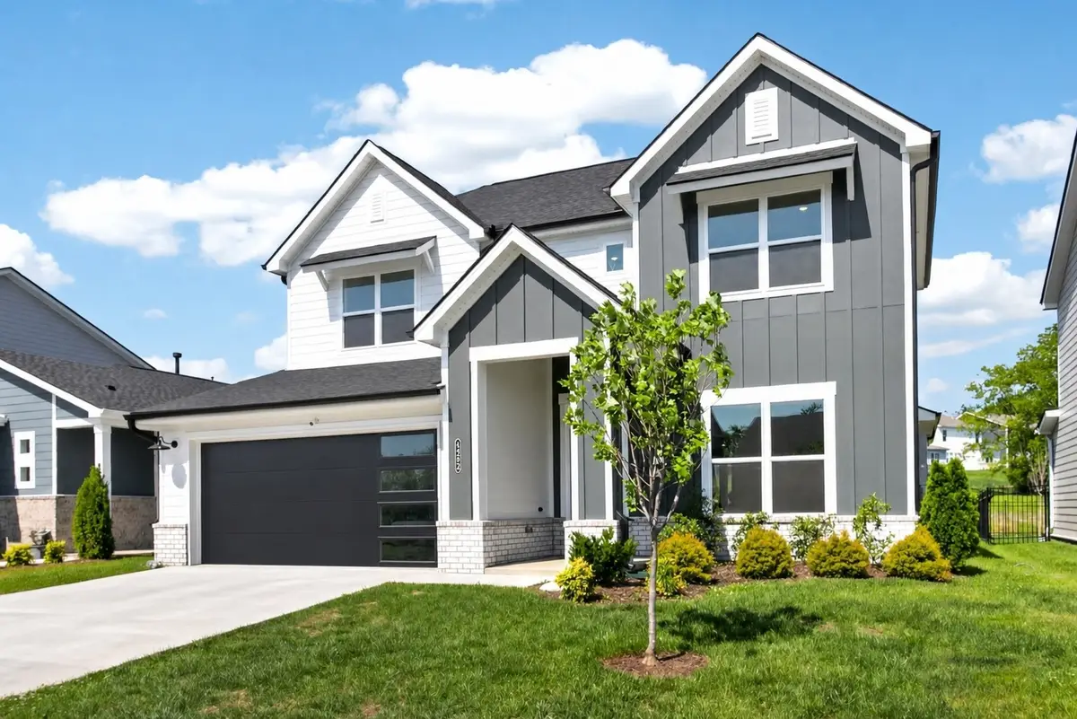 1252 Linn Cove Ct, Gallatin, TN 37066 - #1
