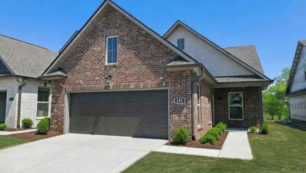 482 W Foxrun, Springfield, TN 37172 - #1