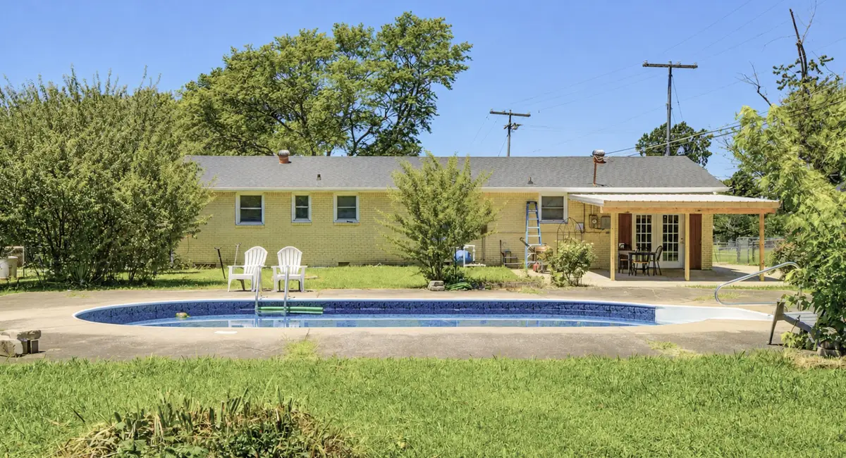 509 Paddy Run Rd, Clarksville, TN 37042 - #1