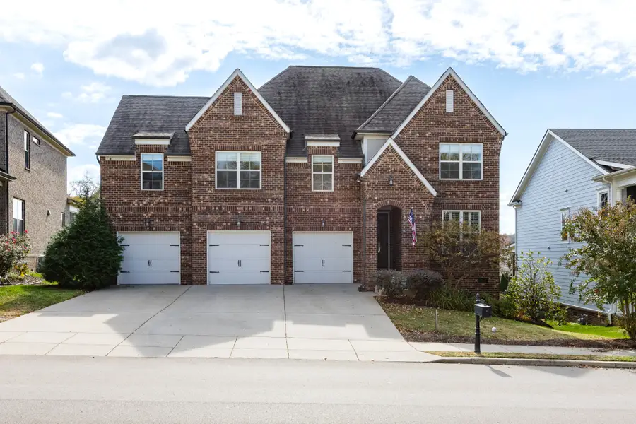 2033 Callaway Park Pl, Thompsons Station, TN 37179 - #2