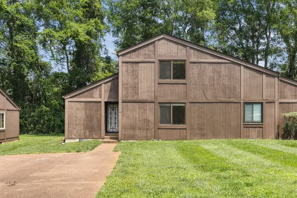 522 Doral Country Dr, Nashville, TN 37221