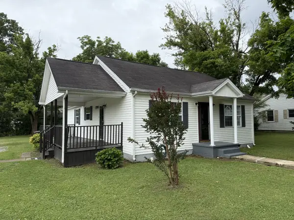 514 E Hogan St, Tullahoma, TN 37388