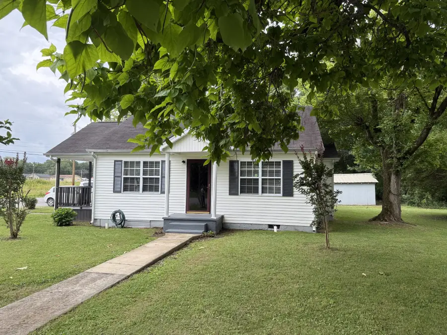 514 E Hogan St, Tullahoma, TN 37388 - #2