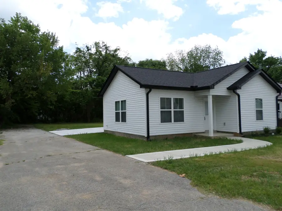 118 Peabody Ave, Jackson, TN 38301 - #2