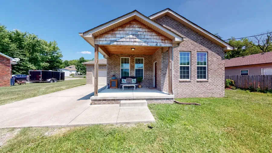 131 Richland Ave, Watertown, TN 37184 - #2