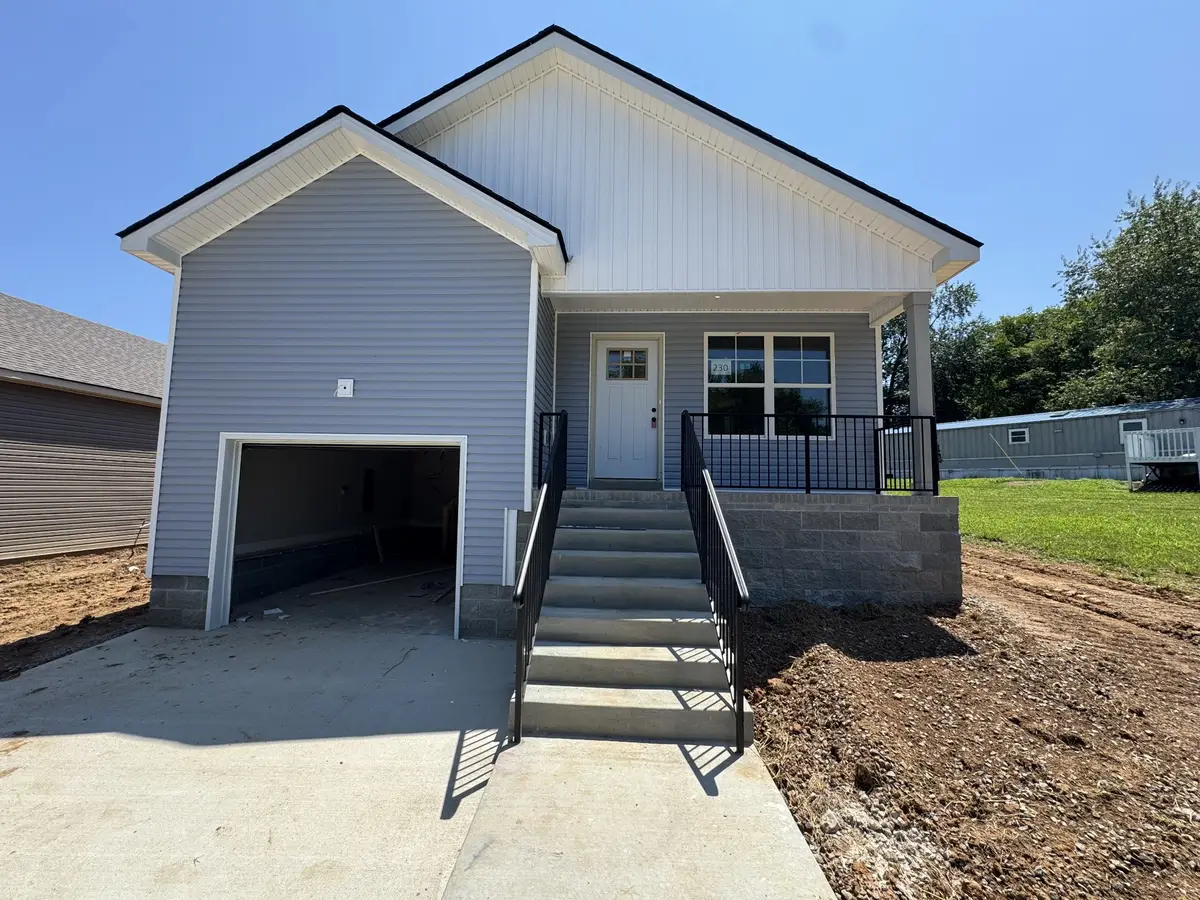 230 Arkansas Ave, Oak Grove, KY 42262 - #1
