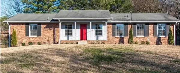 7404 Harness Dr, Nashville, TN 37221
