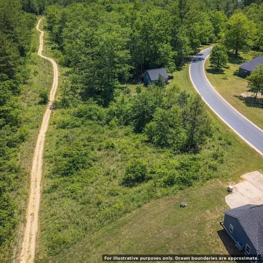 5311 Hunter Village Dr, Ooltewah, TN 37363 - #3