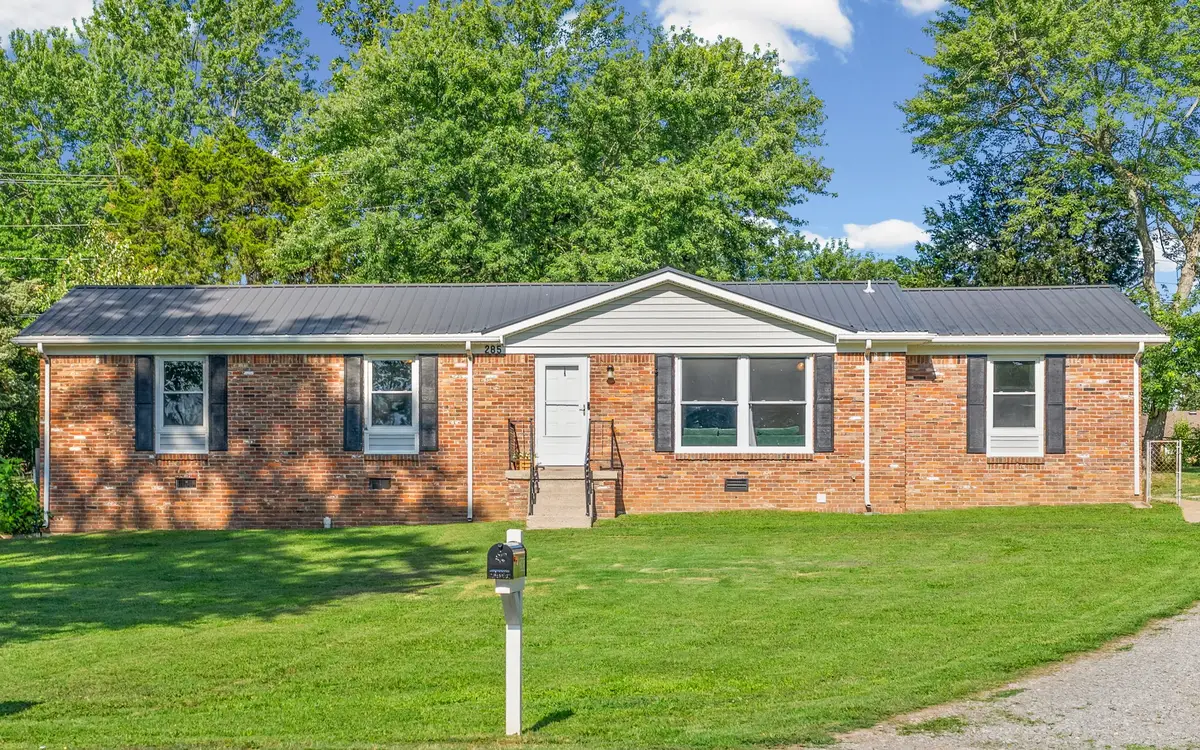285 Melinda Dr, Clarksville, TN 37042 - #1