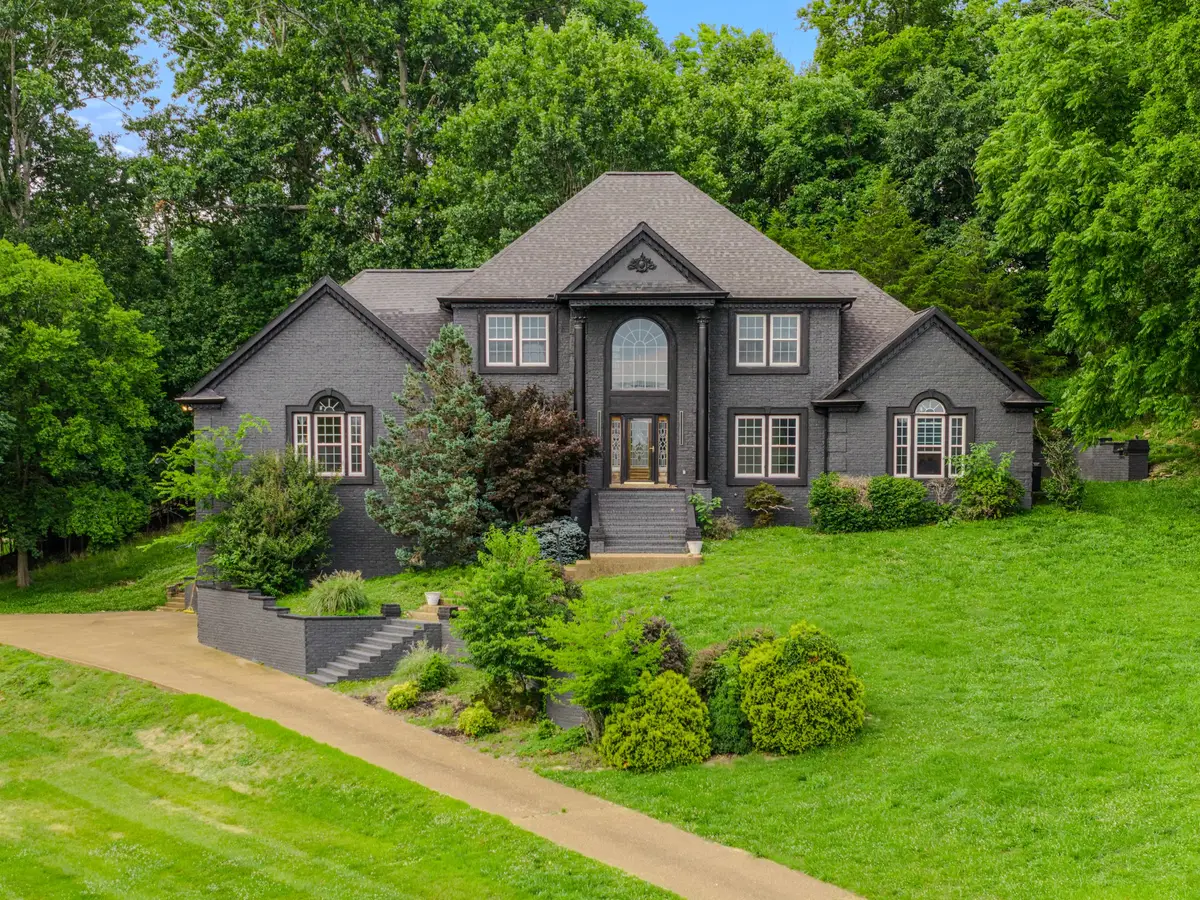537 Natalie Dr, Goodlettsville, TN 37072 - #1