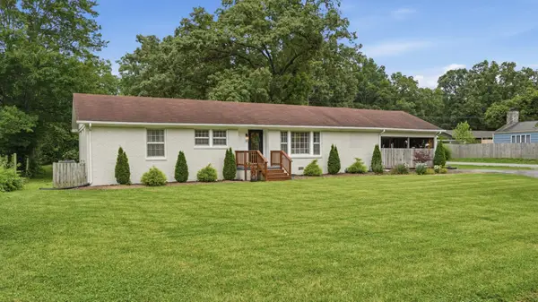 1100 Bragg Cir, Tullahoma, TN 37388