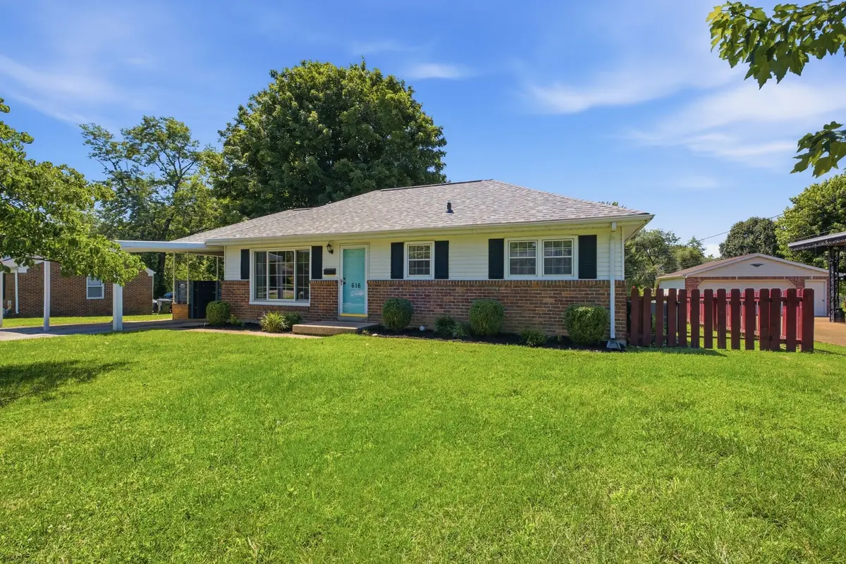 616 Hyde Park Ave, Gallatin, TN 37066 - #1
