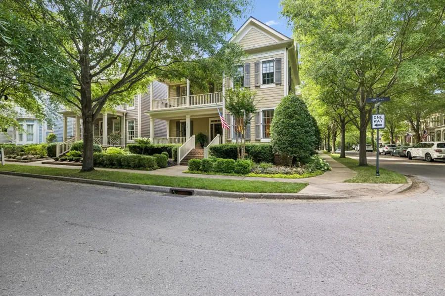 712 Abbott Pl, Franklin, TN 37064 - #2