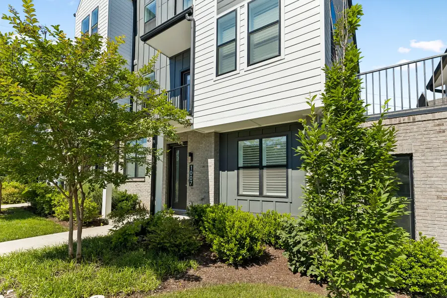 1007 44th Ave N, Nashville, TN 37209 - #3
