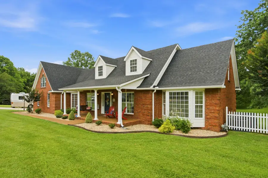 318 Walnut Ct, White House, TN 37188 - #2