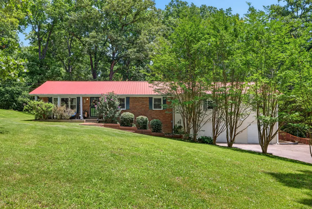 313 Valley View Rd, Dover, TN 37058 - #1