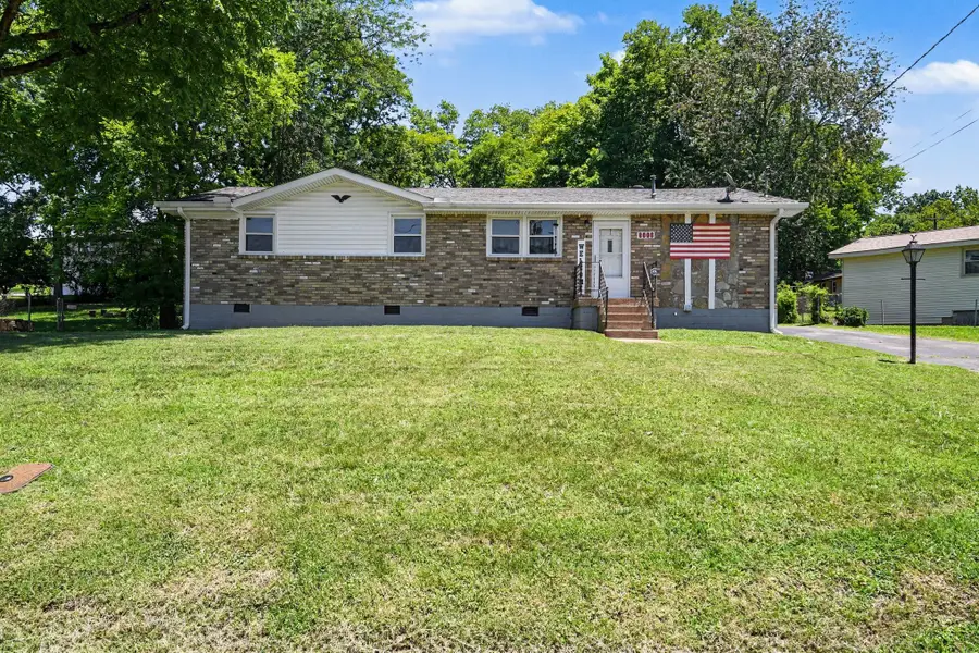 8008 Bonnafair Dr, Hermitage, TN 37076 - #2