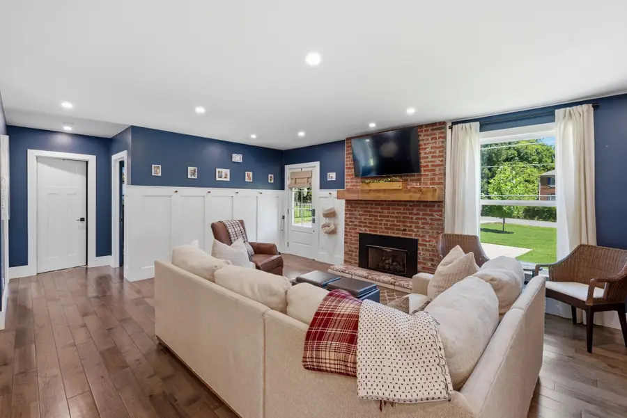 1001 Graybar Ln, Nashville, TN 37204 - #3