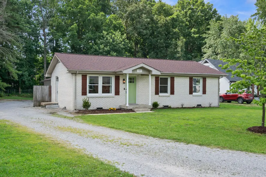 105 Billy Robb St, Greenbrier, TN 37073 - #3