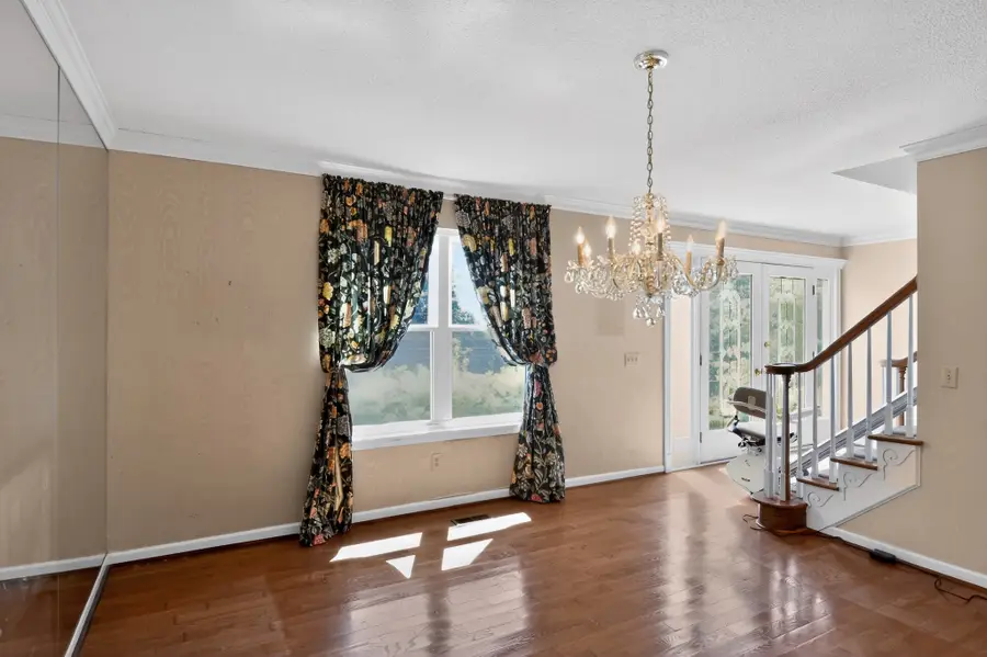 1921 Crystal Lake Ln, Hixson, TN 37343 - #2