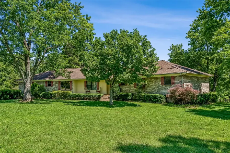 305 Tanglewood Dr, Mount Juliet, TN 37122 - #2