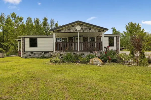 5094 Spring Creek Ln, Lafayette, TN 37083