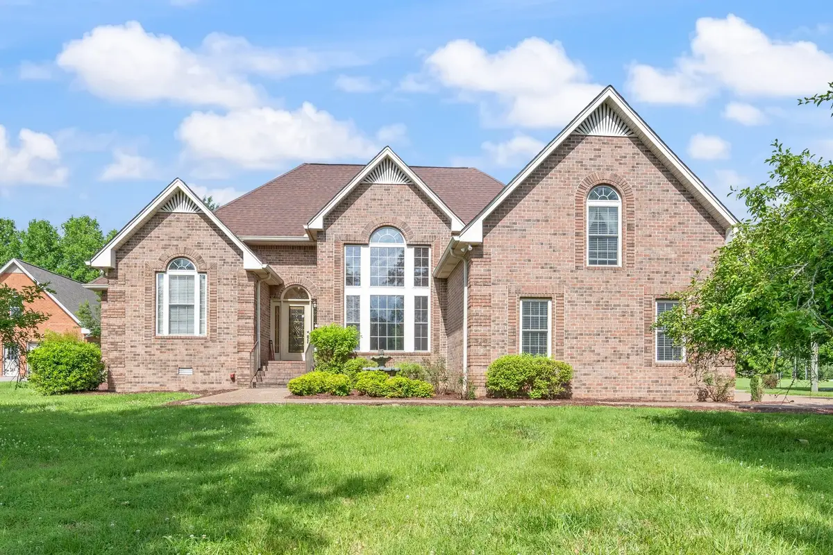 1026 Madison Creek Rd, Goodlettsville, TN 37072 - #1