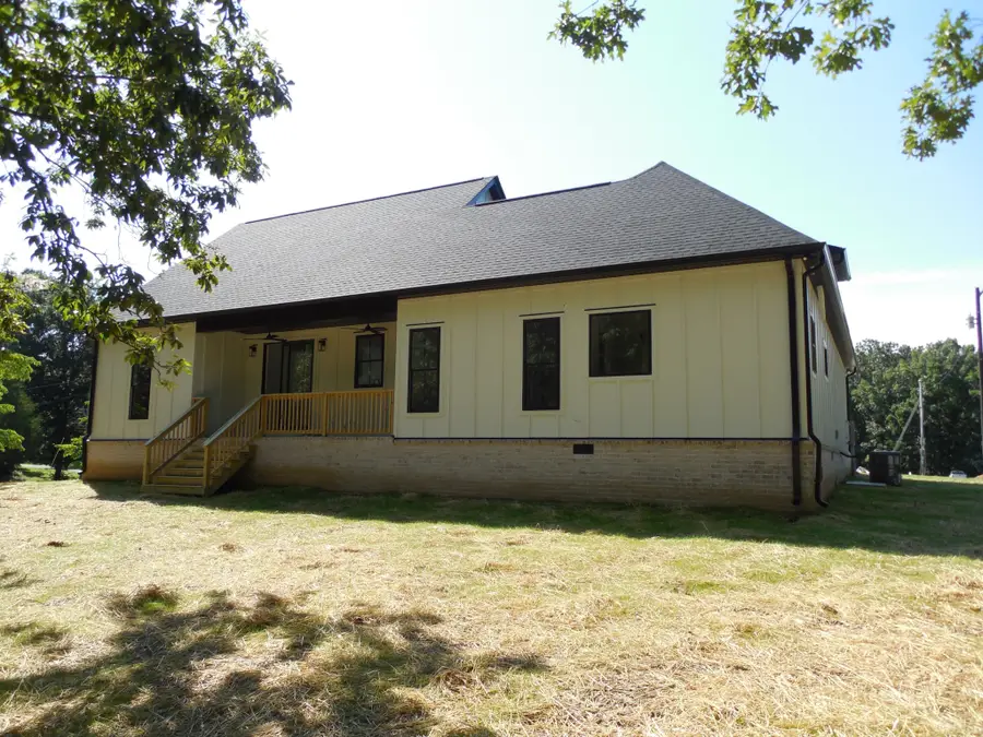 1064 Mulberry Street, Burns, TN 37029 - #3